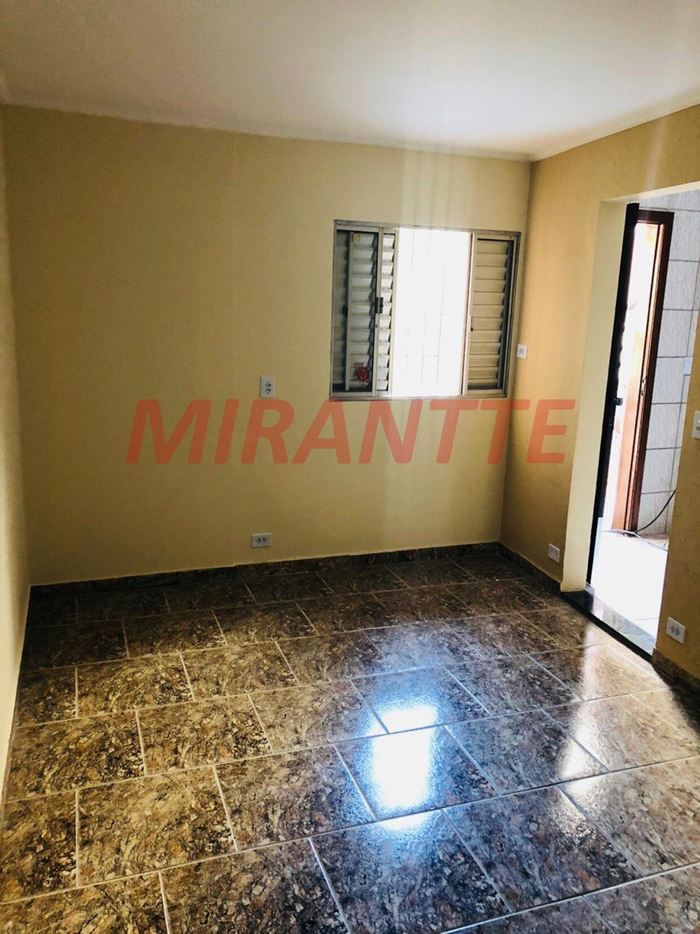 Sobrado de 650m² com 4 quartos em Vila Amalia