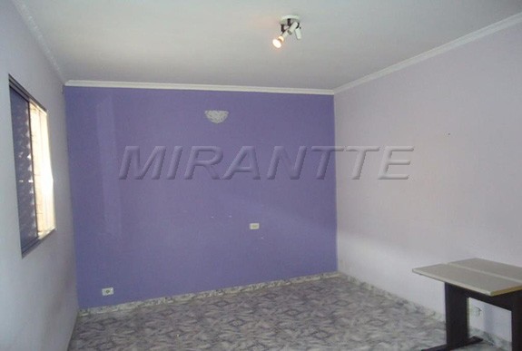 Sobrado de 650m² com 4 quartos em Vila Amalia
