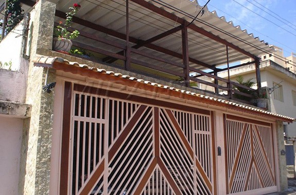 Sobrado de 650m² com 4 quartos em Vila Amalia