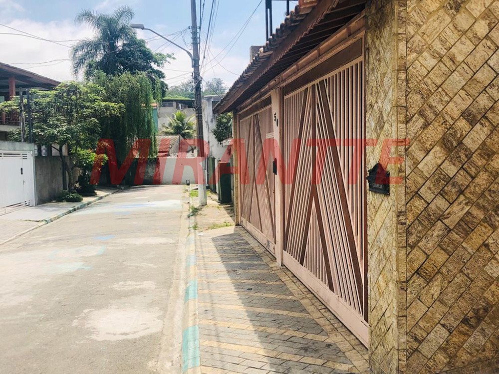 Sobrado de 650m² com 4 quartos em Vila Amalia