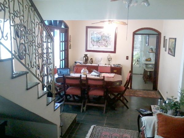 Sobrado de 175m² com 3 quartos em Santana