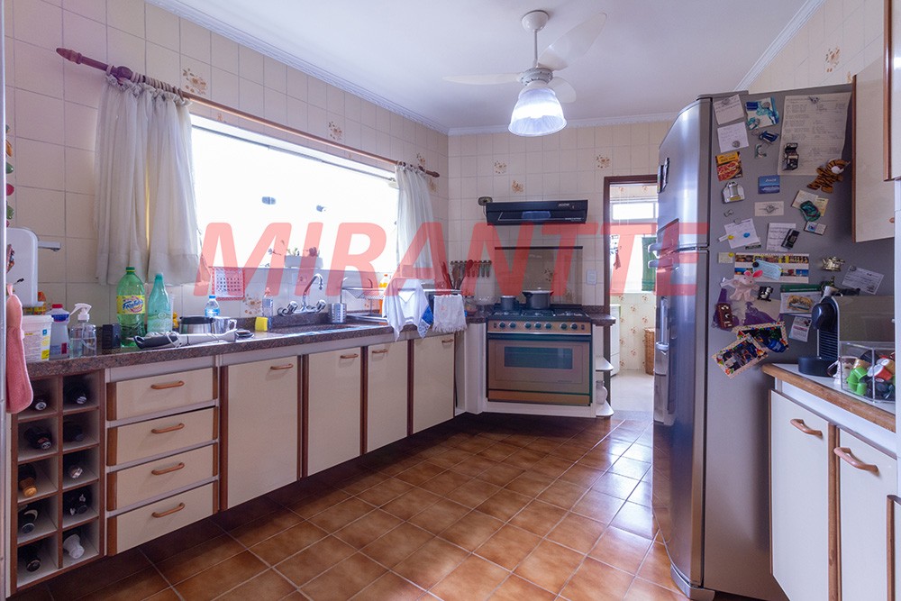 Sobrado de 371m² com 3 quartos em Jardim França