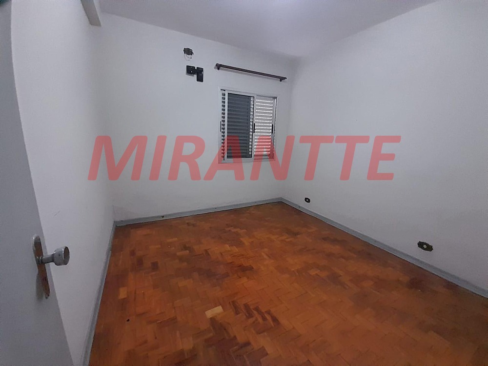 Casa terrea de 376m² com 6 quartos em Vila Nivi