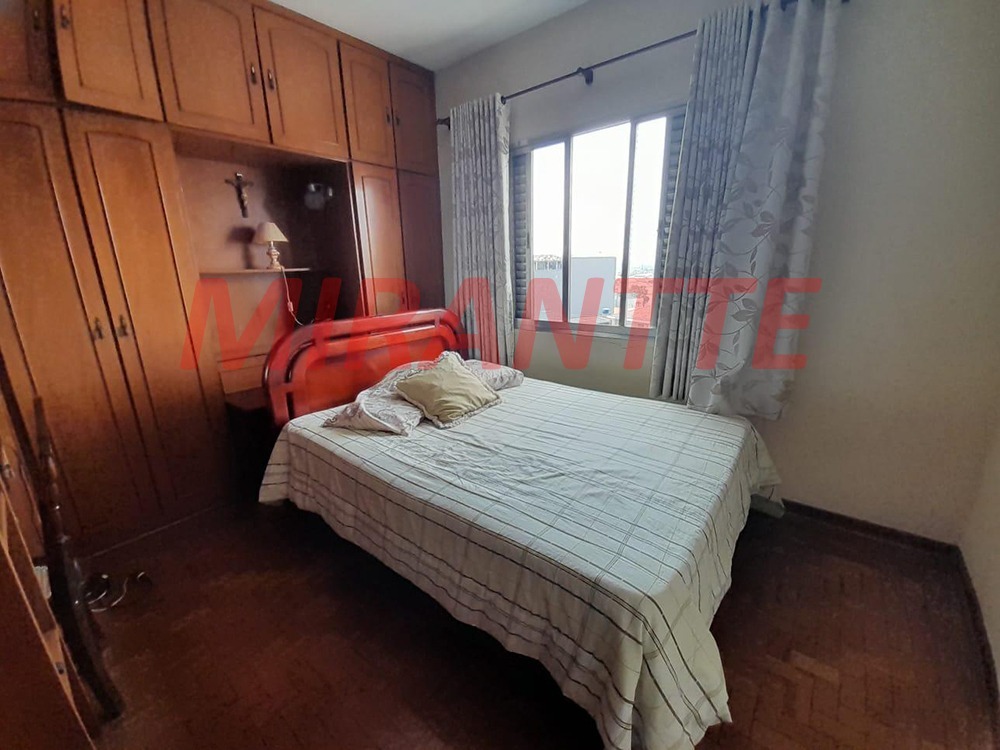 Casa terrea de 376m² com 6 quartos em Vila Nivi