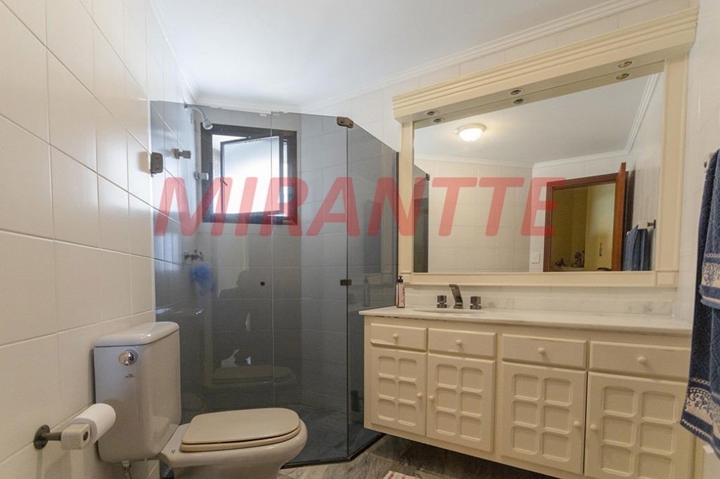 Apartamento de 256m² com 4 quartos em Santana