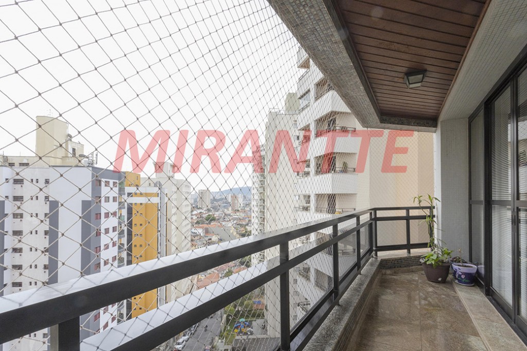 Apartamento de 256m² com 4 quartos em Santana