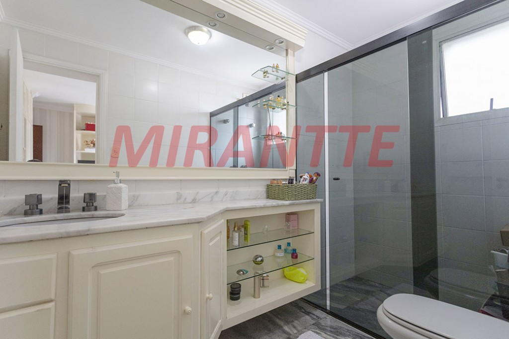 Apartamento de 256m² com 4 quartos em Santana