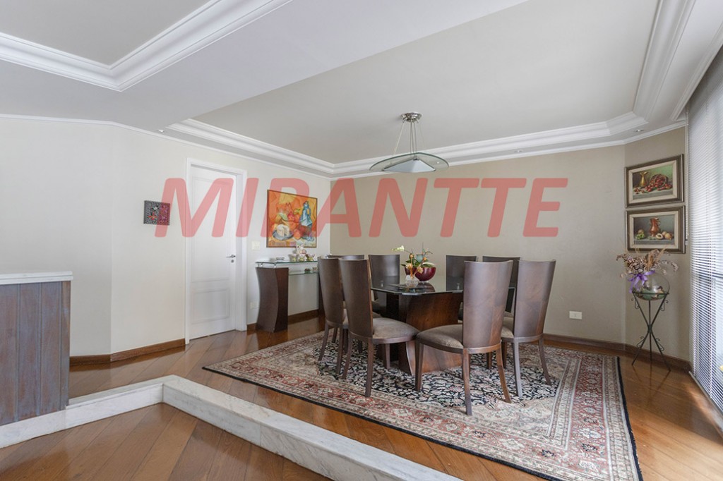 Apartamento de 256m² com 4 quartos em Santana