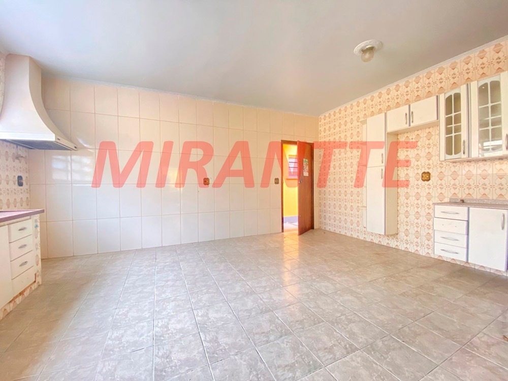 Sobrado de 274m² com 3 quartos em Tremembe