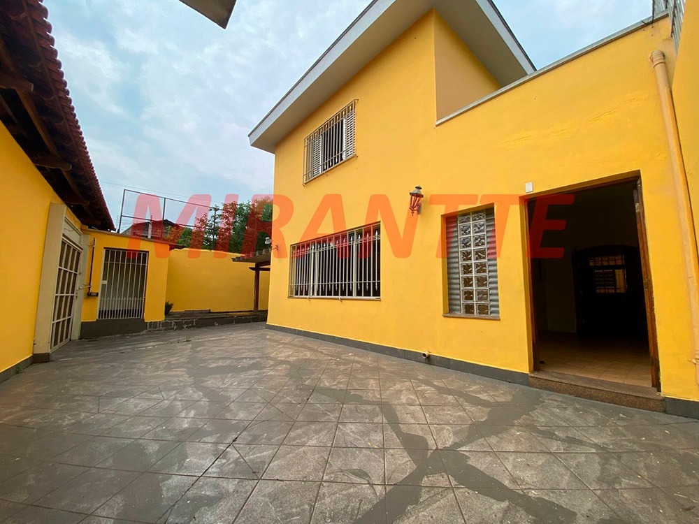 Sobrado de 274m² com 3 quartos em Tremembe
