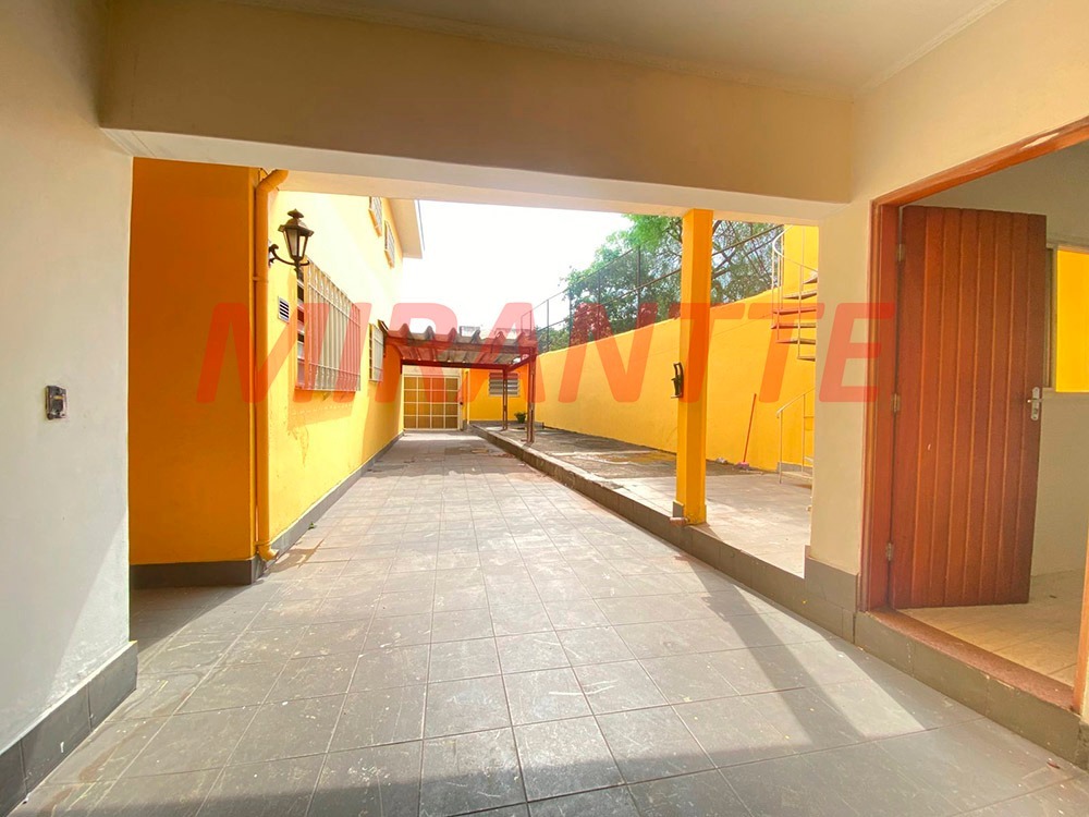 Sobrado de 274m² com 3 quartos em Tremembe