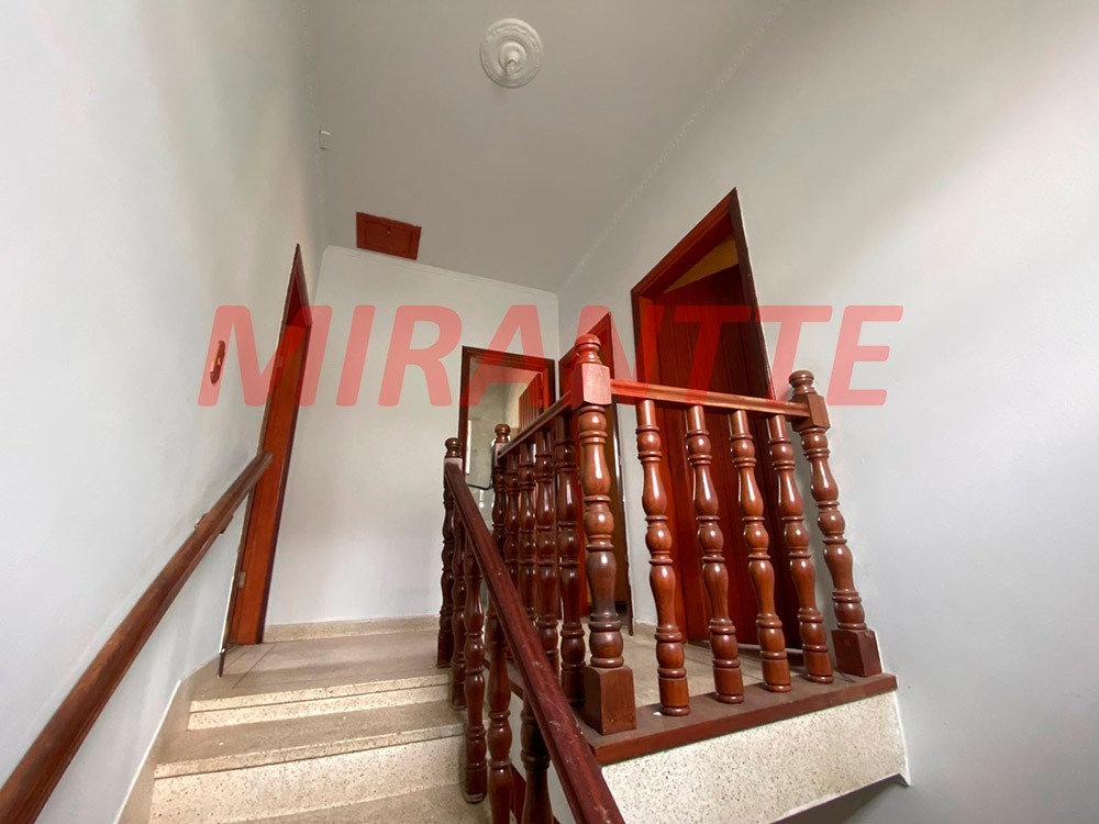 Sobrado de 274m² com 3 quartos em Tremembe