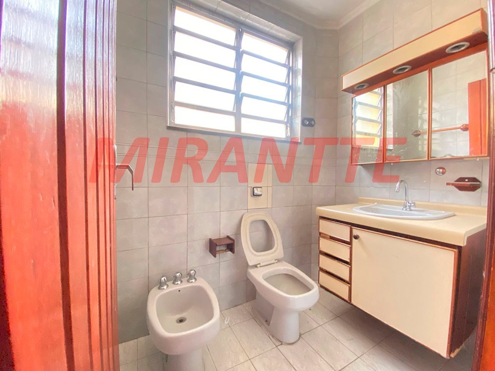 Sobrado de 274m² com 3 quartos em Tremembe