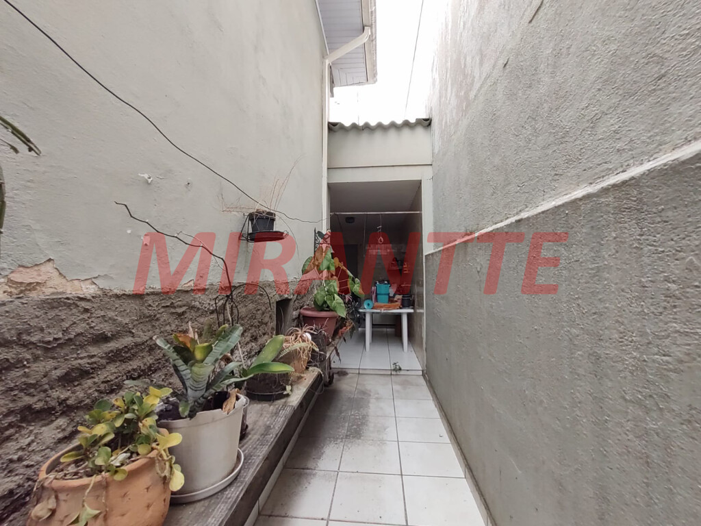 Casa terrea com 3 quartos em Imirim