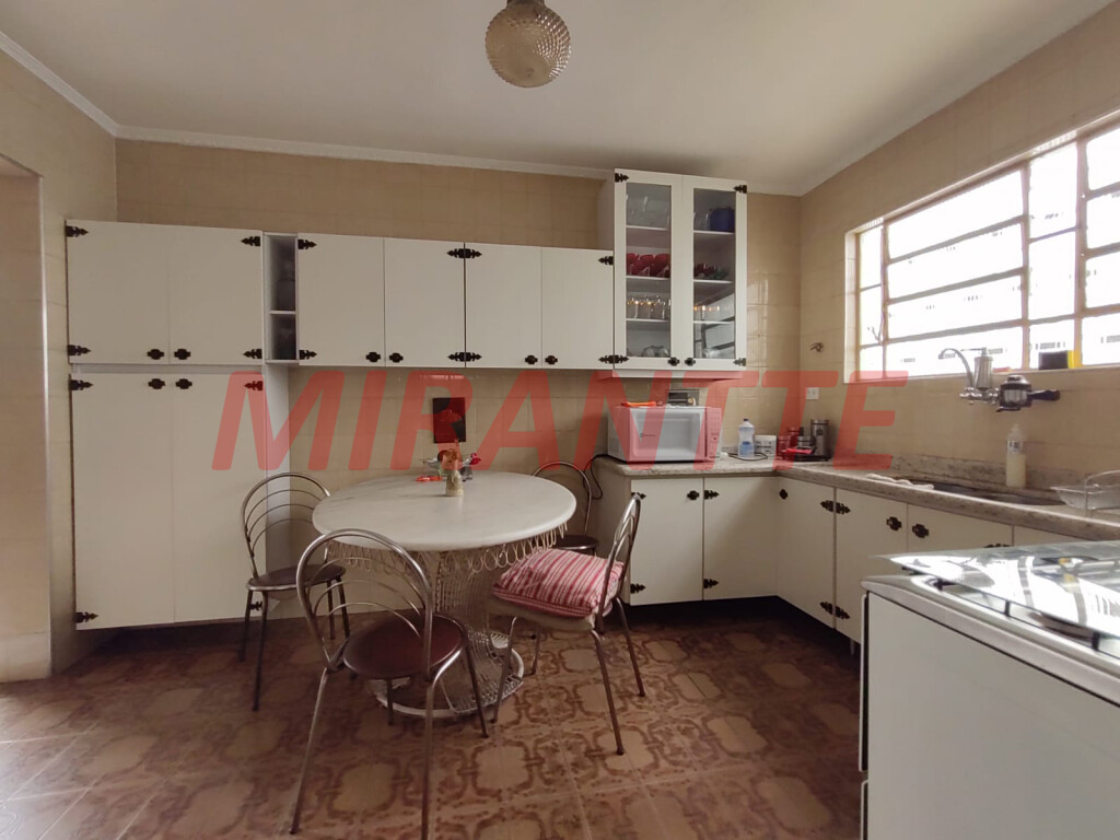 Casa terrea com 3 quartos em Imirim