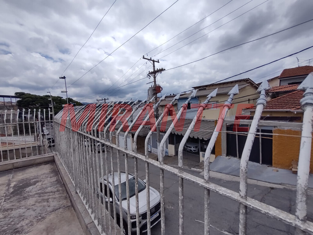 Casa terrea com 3 quartos em Imirim