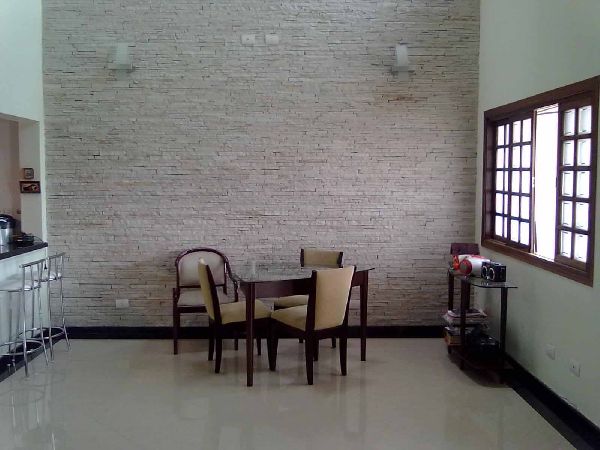 Casa terrea com 3 quartos em Imirim