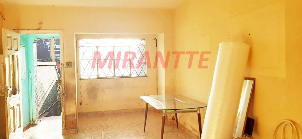 Sobrado de 180m² com 2 quartos em Santana