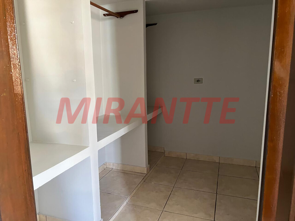 Sobrado de 350m² com 3 quartos em Santa Teresinha