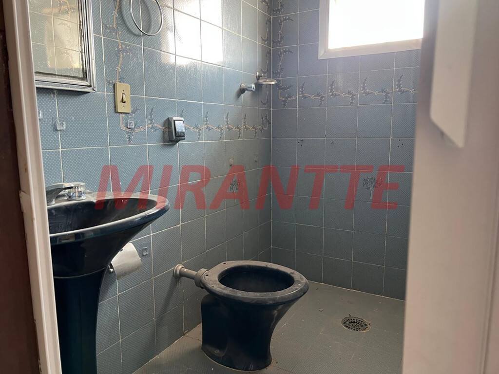 Sobrado de 350m² com 3 quartos em Santa Teresinha