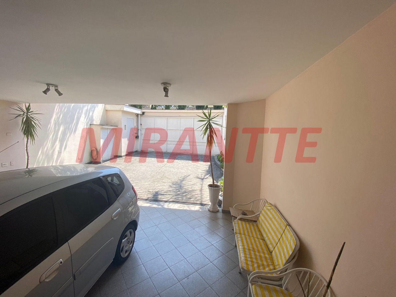 Sobrado de 450m² com 4 quartos em Palmas Do Tremembé