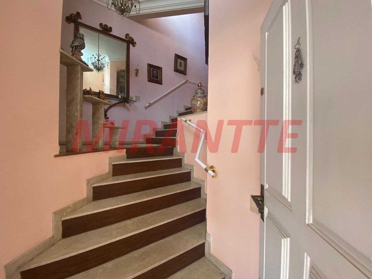 Sobrado de 450m² com 4 quartos em Palmas Do Tremembé