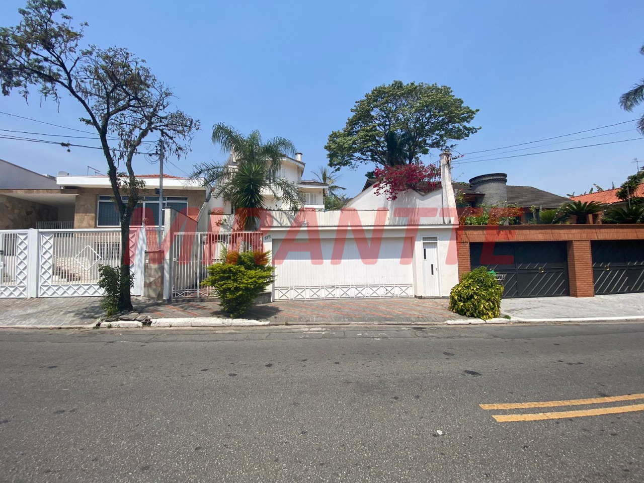 Sobrado de 450m² com 4 quartos em Palmas Do Tremembé