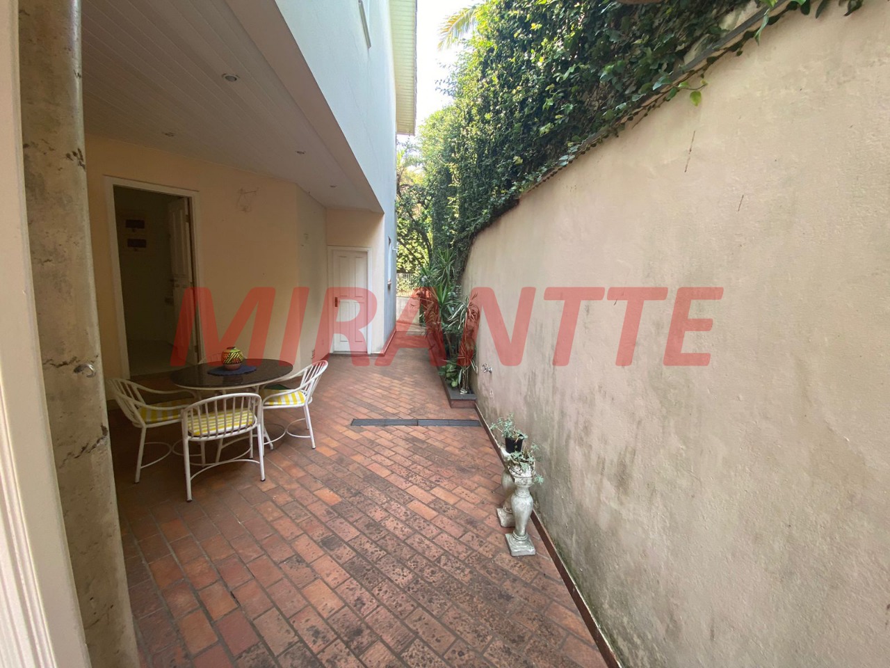 Sobrado de 450m² com 4 quartos em Palmas Do Tremembé