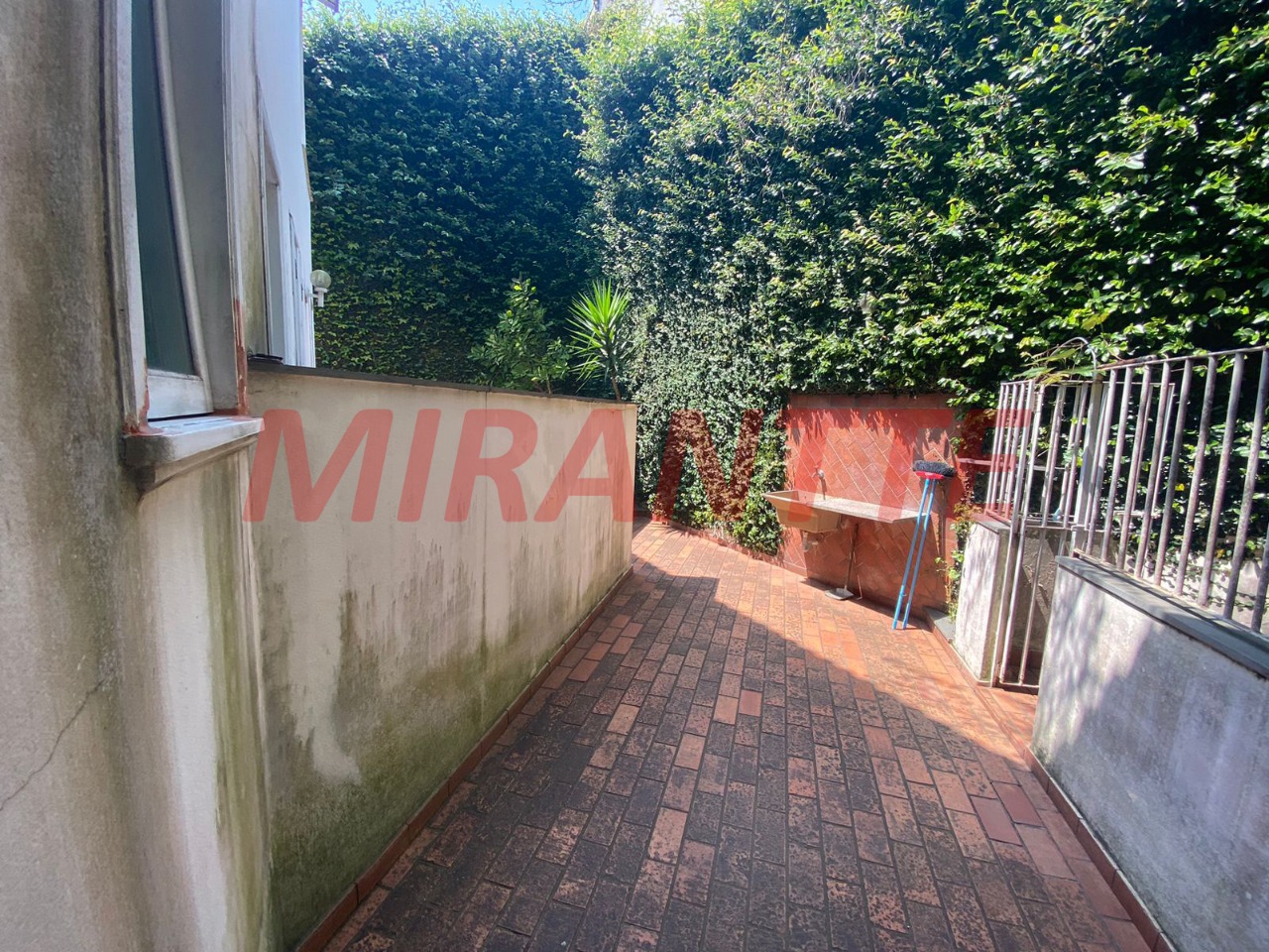 Sobrado de 450m² com 4 quartos em Palmas Do Tremembé