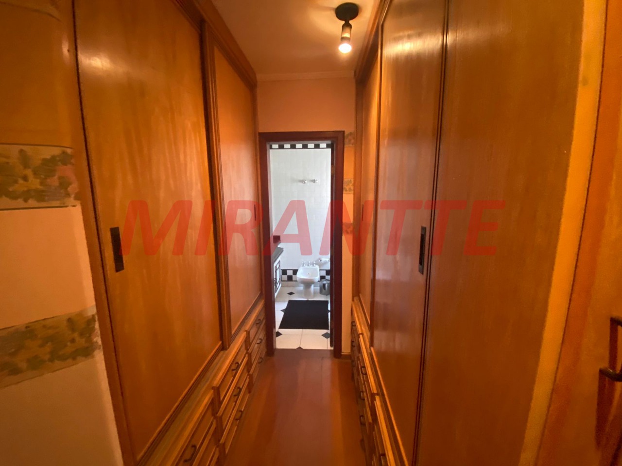Sobrado de 450m² com 4 quartos em Palmas Do Tremembé