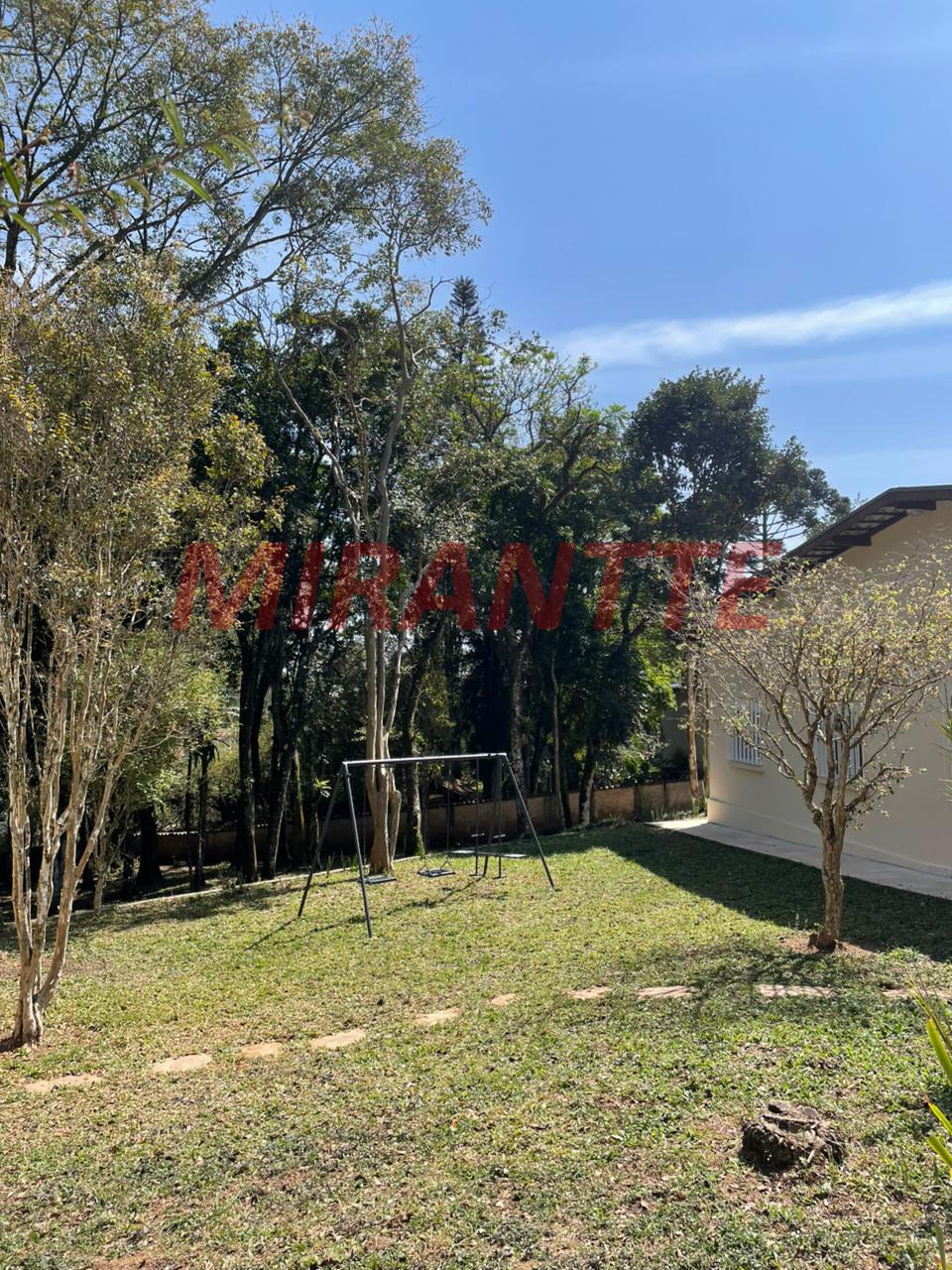 Cond. fechado de 284m² com 3 quartos em Serra da Cantareira