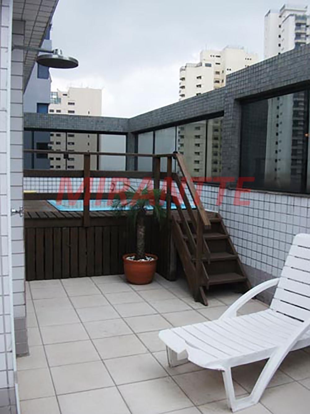 Cobertura com 3 quartos em Água Fria