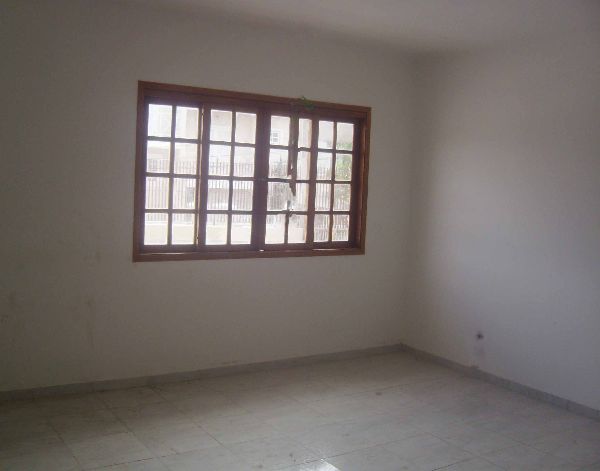 Sobrado de 700m² com 3 quartos em Jardim Virginia Bianca