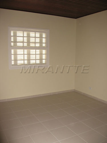 Comercial de 159m² em Santana
