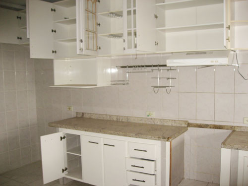 Comercial de 300m² em Chora Menino