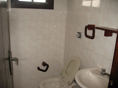 Comercial de 300m² em Chora Menino