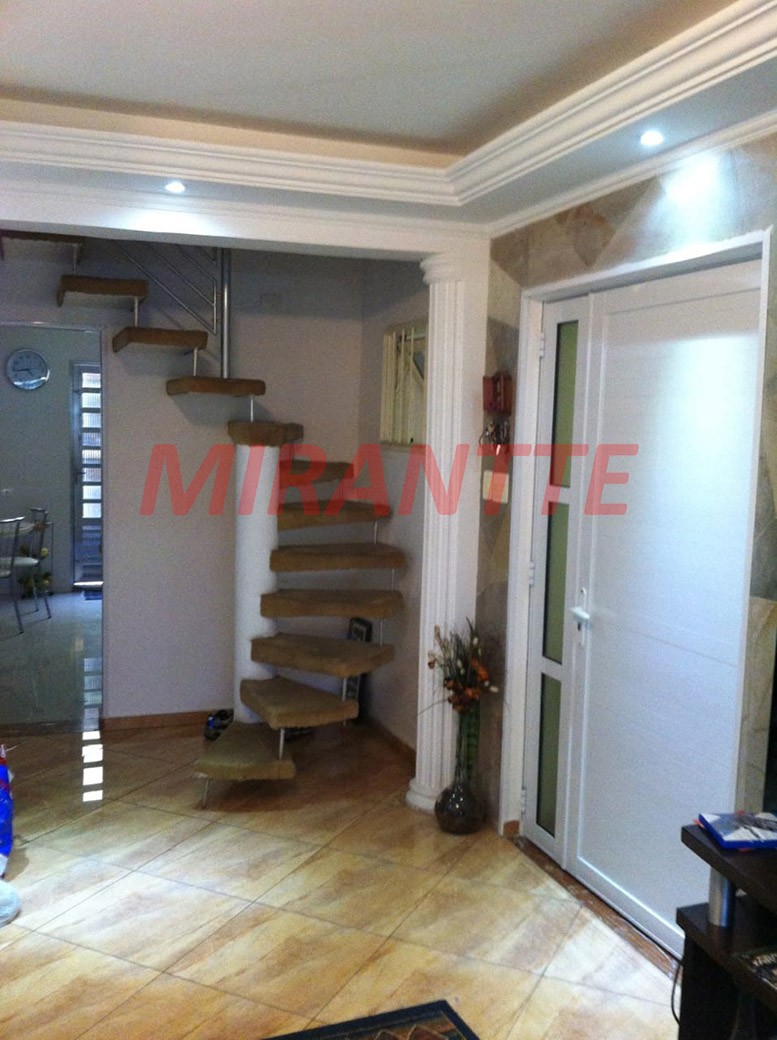 Sobrado de 240m² com 3 quartos em Lauzane Paulista