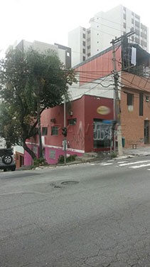 Comercial de 140m² em Santana