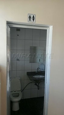 Comercial de 140m² em Santana