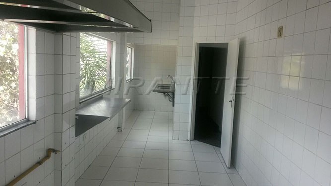 Comercial de 140m² em Santana