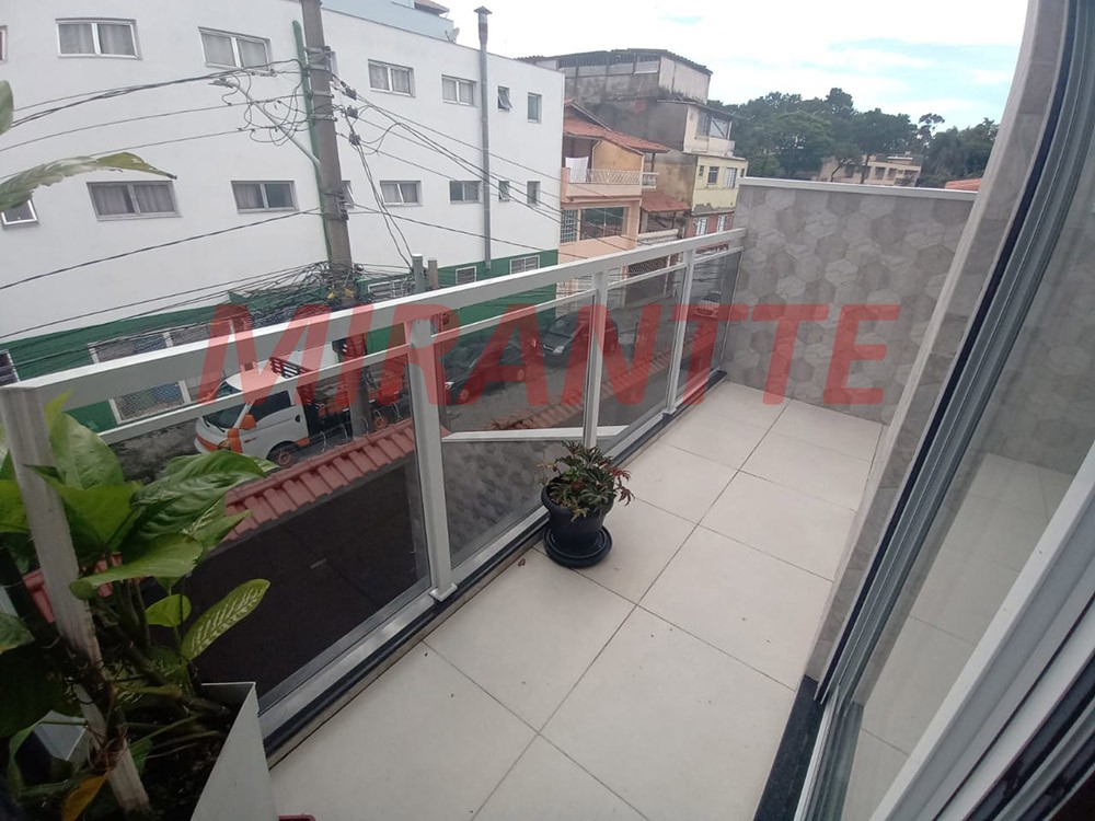 Sobrado de 185m² com 4 quartos em Tremembe