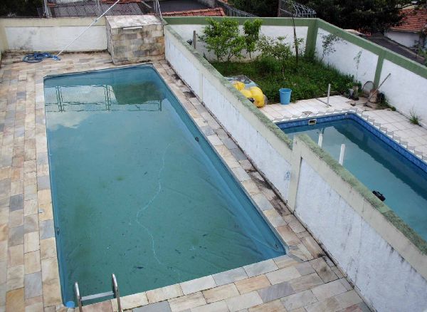 Sobrado de 240m² com 3 quartos em Vila Nivi
