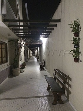 Cond. fechado de 110m² com 3 quartos em Santa Teresinha