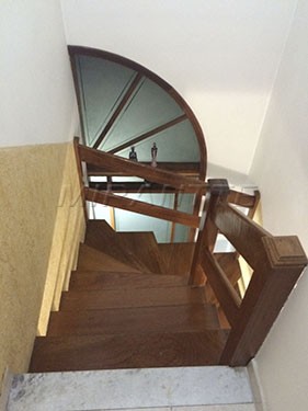 Cond. fechado de 110m² com 3 quartos em Santa Teresinha