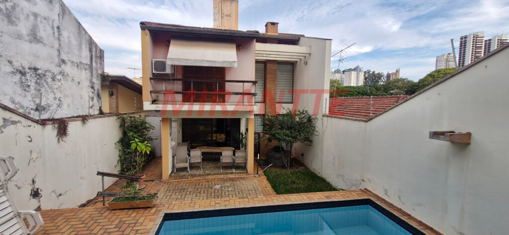 Sobrado com 3 quartos em Jardim França