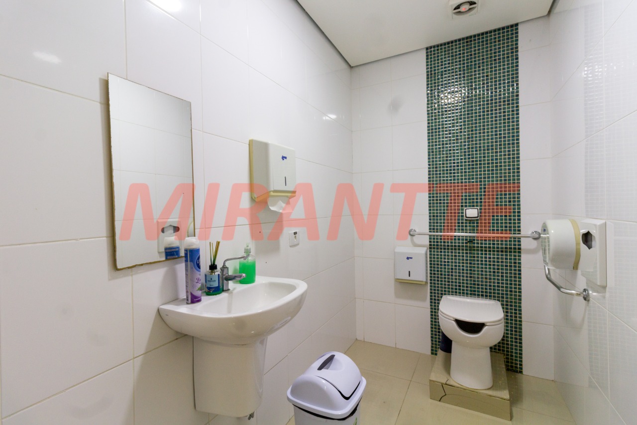 Comercial de 188m² em Santana