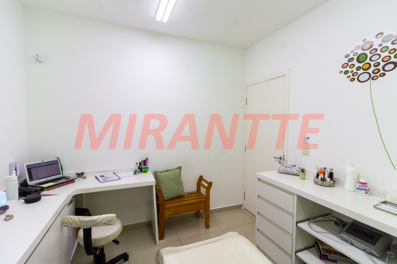 Comercial de 188m² em Santana