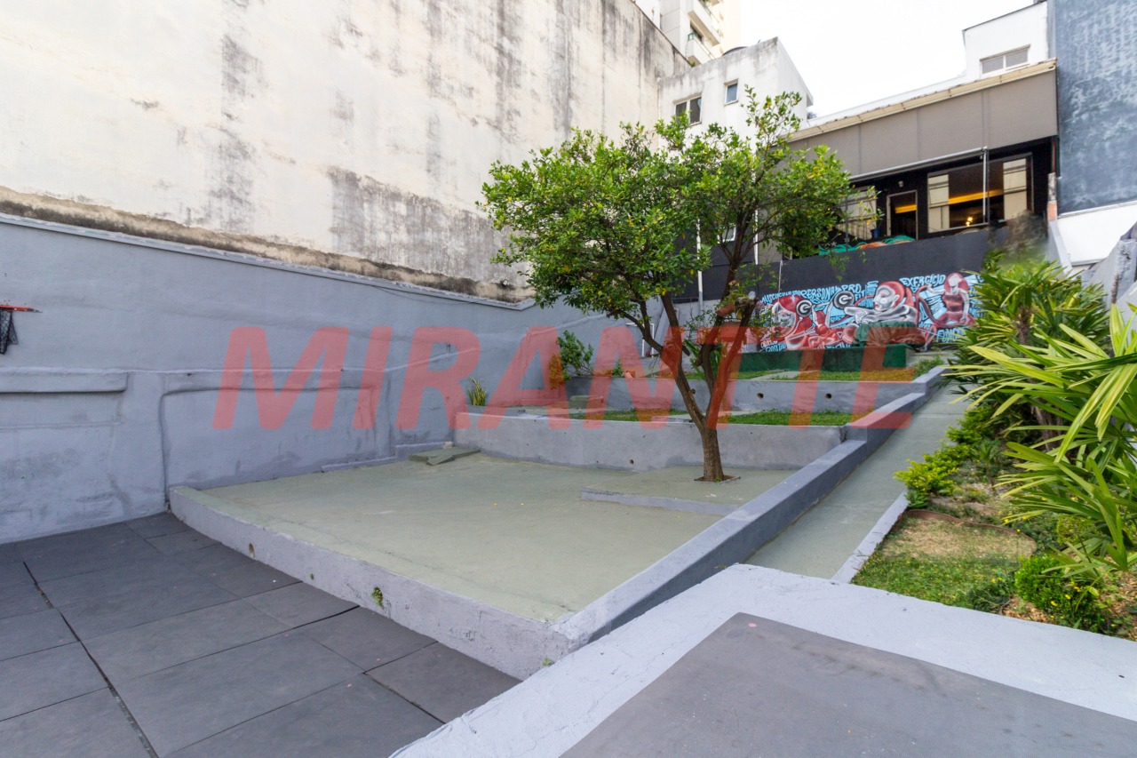 Comercial de 188m² em Santana