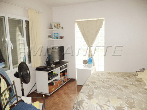 Comercial de 560m² em Santana