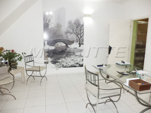 Comercial de 560m² em Santana